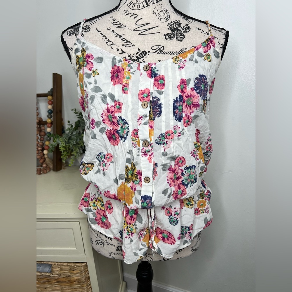 Edge Design by Mine Floral Tank Top